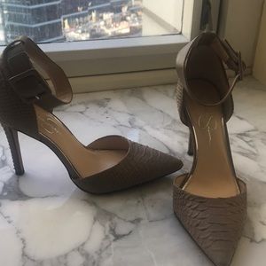 Jessica Simpson Pumps
